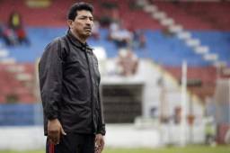 Carlos Martínez seguirá al frente del Real Sociedad. Los jugadores del equipo aceitero lograron convencerlo de que desistiera de su renuncia. Foto DIEZ