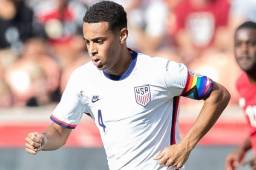 El lateral izquierdo de Estados Unidos, Tyler Adams, quien juega en el RB Leipzig de Alemania, es una de las figuras que llamó el entrenador del equipo americano.