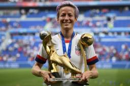 Megan Rapinoe se llevó el título del Mundial Femenino y los premios a goleadora y Mejor Jugadora. Foto AFP