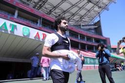 El cuerpo técnico todavía no tienen una decisión si pondrán a jugar a Salah en el primer partido.