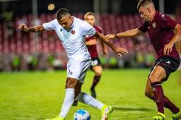 Rigoberto Rivas fue titular con la Reggina ante el Salernitana por la Coppa Italia.