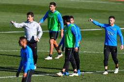 El técnico Guillermo Barros Schelotto afina detalles para la Gran Final de Copa Libertadores ante River Plate. Fotos AFP