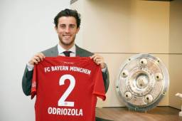El lateral español Álvaro Odriozola utilizará el numero 2 en el Bayern Munich.