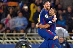 Luis Suárez se puso al hombro al Barcelona y lo sacó del atolladero.