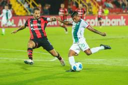 Alajuelense y Marathón están jugando en el estadio Alejandro Morera Soto. FOTO: Cortesía