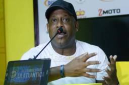 Hernán Medford llamó a las aficiones de Real España y Marathón a dar un ejemplo. Foto Neptalí Romero