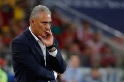 Tite no pierde detalles previo a enfrentar a México por los octavos de final del Mundial de Rusia 2018.
