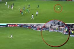 Salvador Reyes aprovechó que el portero rival no estaba en su área y clavó un golazo desde su área.