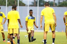 Darixon Vuelto entrenó toda la semana con el Real España.