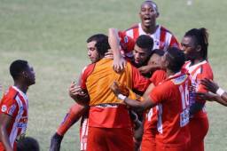 El Vida sacó un empate importante ante el Olimpia en el estadio Nacional.