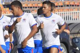 Bryan Moya se presentó al entreno de Olimpia, pero solo para seguir en forma. Foto: Ronal Aceituno.