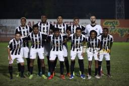 Héctor Castellón tendrá la complicada tarea de evitar que Honduras Progreso se vaya a la segunda división.