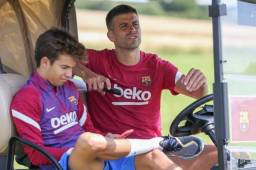 Piqué junto con Riqui Puig durante la pretemporada del FC Barcelona.