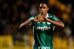Yerry Mina podría ser el nuevo jugador del Barcelona.