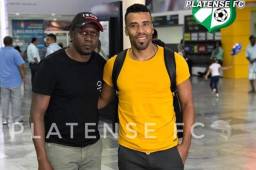 Norman Cabrera arribó a San Pedro Sula y este miércoles realizará el primer entreno con Platense. Foto @PlatenseFC