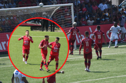 Malacateco pega primero en final del fútbol guatemalteco ante el Comunicaciones de Júnior Lacayo