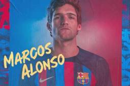 Barcelona presentó en sus redes sociales a Marcos Alonso como su nuevo jugador.