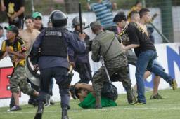 Aficionados de Marathón y Real España han utilizado los estadios sampedranos como coliseos romanos.