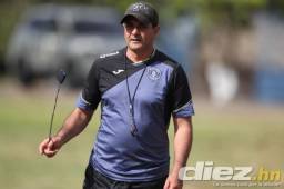 Diego Vázquez descartó los rumores sobre el interés del Herediano de Costa Rica en sus servicios. Foto DIEZ