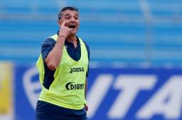 Diego Vázquez salió feliz del Yankel Rosenthal tras el triunfo del Motagua 1-2 sobre Marathón.