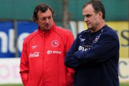 Bonini llegó a Chile en 2007 como ayudante de Marcelo Bielsa quien dirigió a la selección de Chile.