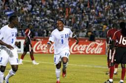 Carlos Pavón le marcó doblete a Trinidad y Tobago en el estadio Olímpico en el triunfo de Honduras 4-1 por el hexagonal rumbo a Sudáfrica.