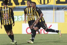 ¡Pitó la Máquina! Un diezmado Real España saca su casta para doblegar al Victoria en el Morazán