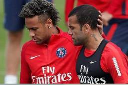 De momento se desconoce si el braisleño Dani Alves jugará el domingo frente al Tolouse o viajará a Brasil para acompañar a su madre.