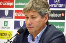 El director deportivo del Córdoba de la Segunda B de España, Alfonso Serrano, explicó que Garrido sabía que no sería inscrito. Foto cortesía Canal Blanquiverde