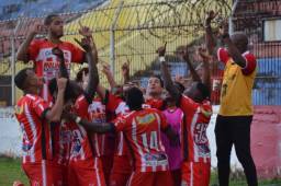 Plantilla del Vida celebra una de sus anotaciones en el Torneo Clausura 2019. Foto: Edgar Witty