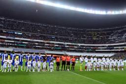 El estadio Azteca no ha estado ni al 50 por ciento de su capacidad para el duelo ante Honduras.