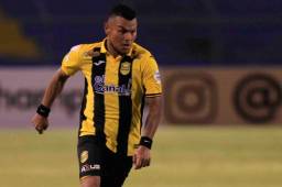 Mario Martínez confirmó que se queda con Real España.