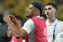 Ronald Araújo estaba caliente y provocó a los hinchas de Colombia.