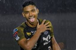 Jorman Aguilar está cerca de convertirse en jugador del Real España. Tiene 24 años y es uno de los prospectos de Panamá para Qatar 2022.