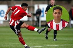Angelo Cappello firmó su primer contrato como profesional y lo hizo con el Sheffield United de la Premier League.