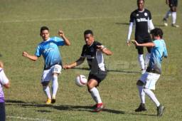 Olimpia no pudo en su segundo amistoso ante el Real de Minas, antes derrotó 4-1 al Santos FC.