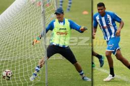 Ricardo 'Gato' Canales y Sergio Peña esperan estar en la lista definitiva de Pinto para Copa Oro. Fotos Neptalí Romero