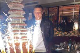 Así de bien la ha pasado Mbappé celebrando su cumpleaños número 23.