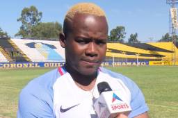 Darwin Oliva juega en el Deportivo Petapa del fútbol guatemalteco.