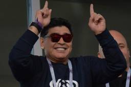 Diego Maradona critica el esquema de Jorge Sampaoli ante Islandia.