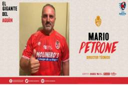 Mario Petrone fue presentado esta tarde en Tocoa junto a la plantilla de Real Sociedad.
