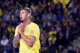 Emiliano Sala, de 28 años, viajaba en una avioneta privada que desapareció.