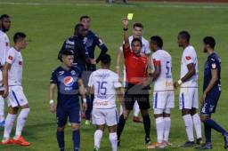 Los blancos se quedaron con el último clásico jugado en el Olímpico con doblete de Benguché.