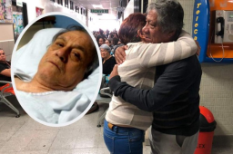 'Primi' fue otra de las personalidades que visitó el Seguro Social de Tegucigalpa para ver a 'Chelato' Uclés.