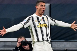 Cristiano Ronaldo buscaría seguir en la Juventus en 2022 y está abierto a una renovación.