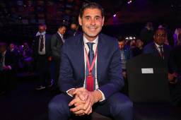 Fernando Hierro es nuevo director deportivo de las Chivas de Guadalajara del fútbol mexicano