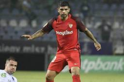 Éver Banega ha sido mencionado en el Barcelona por Abidal.