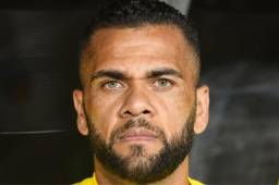 Tras tres declaraciones distintas, ahora Dani Alves se responsabilizó de sus actos.