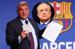 El presidente blaugrana rechazó así en una multitudinaria rueda de prensa las sospechas generadas tras abrir la justicia española una investigación por los pagos del Barça a un exresponsable arbitral.