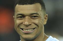 La novela de Kylian Mbappé tiene un capitulo más y ahora llega desde la Casa Blanca.